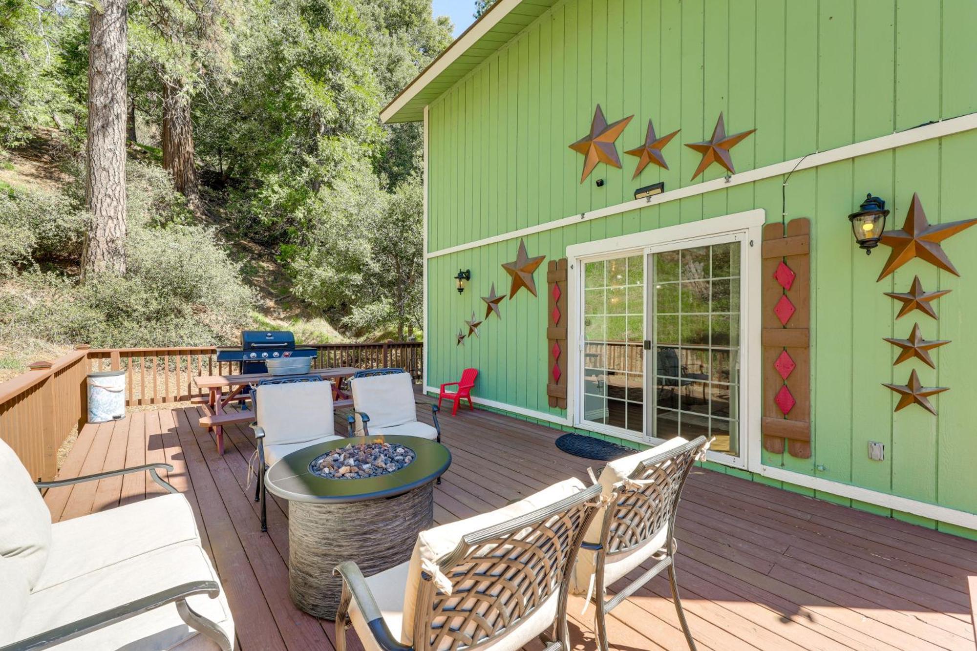 Remodeled Crestline Retreat Walk To Lake Gregory! ภายนอก รูปภาพ