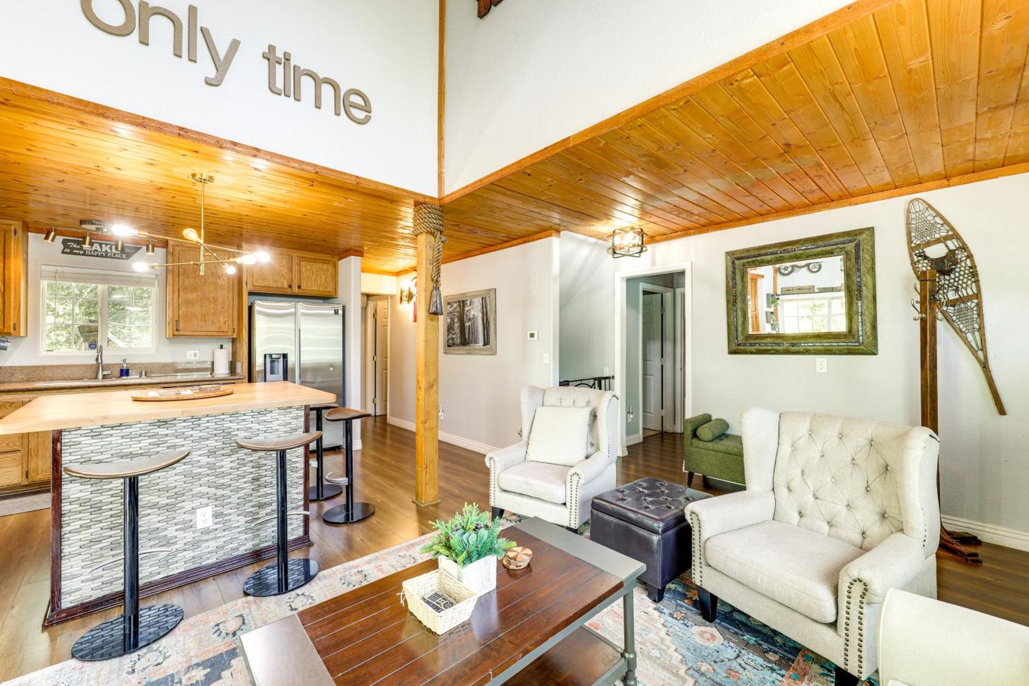 Remodeled Crestline Retreat Walk To Lake Gregory! ภายนอก รูปภาพ